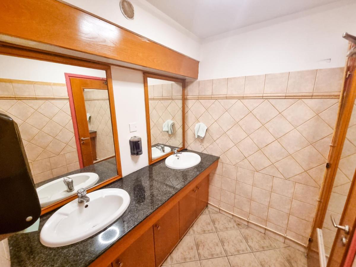 Unique City Hostel 100 Meters From Beach Larnaka Exterior foto